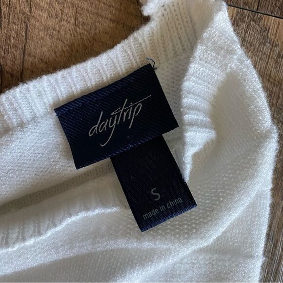 Daytrip Surplice Ribbed Top White Soft Slouchy Boho Stretch Vacation - Picture 6 of 11